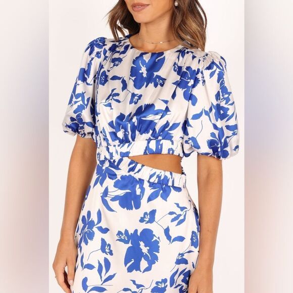 PETAL & PUP NWT AMINAH PUFF SLEEVE DRESS - BLUE FLORAL SIZE L - Picture 4 of 7